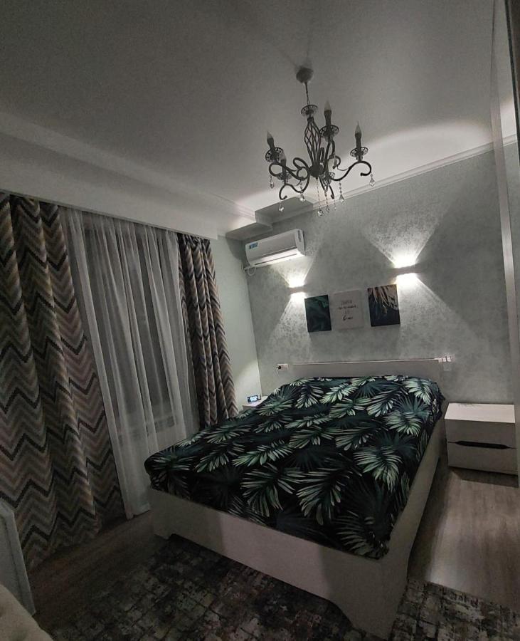 Гостевой Дом "Даниэлла" Hotel Gagra Exterior photo