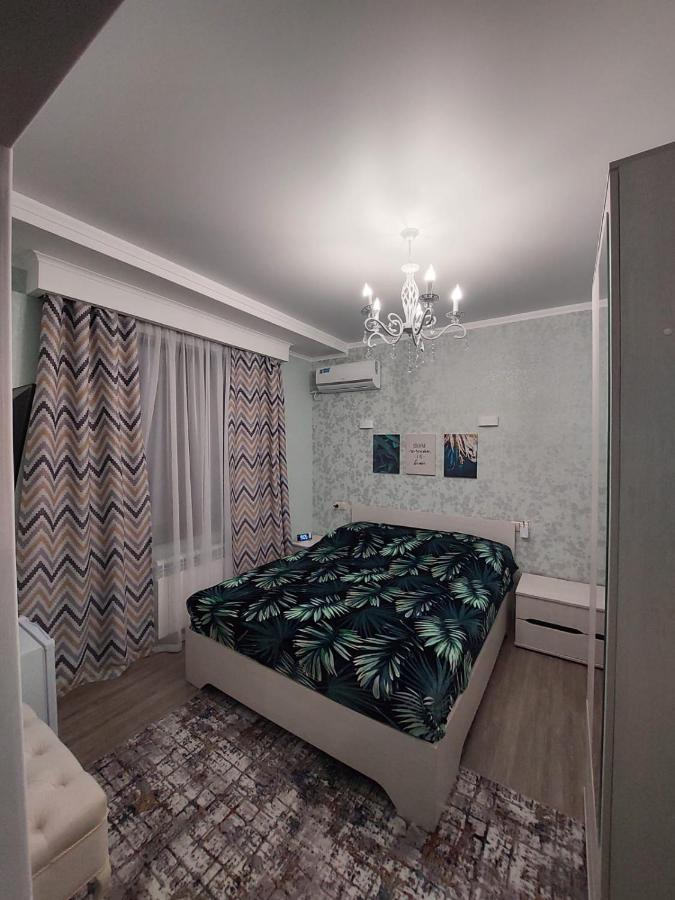 Гостевой Дом "Даниэлла" Hotel Gagra Exterior photo
